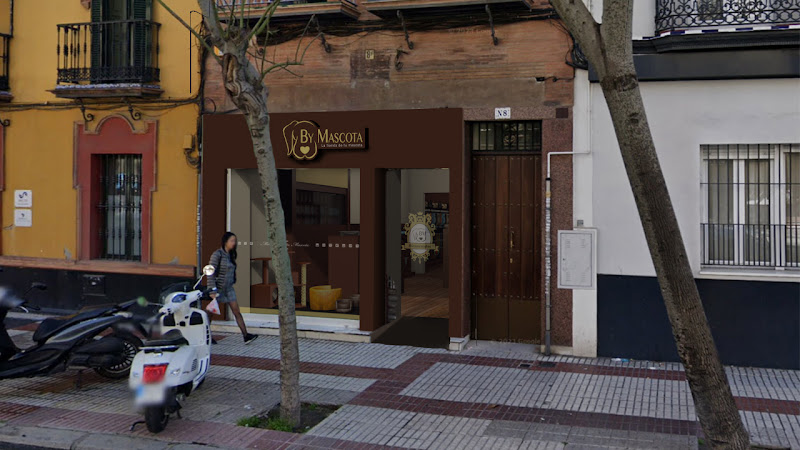 By Mascota San Roque - Tienda Mascotas & Peluquería Canina en Sevilla