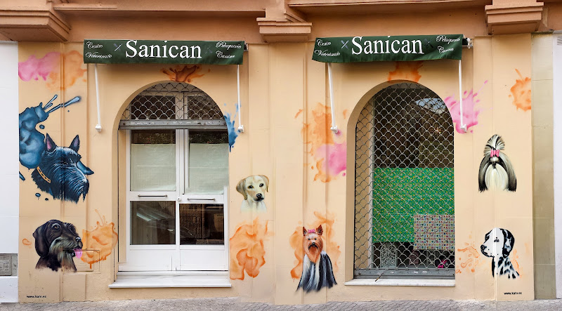 Centro Veterinario Sanican en Sevilla
