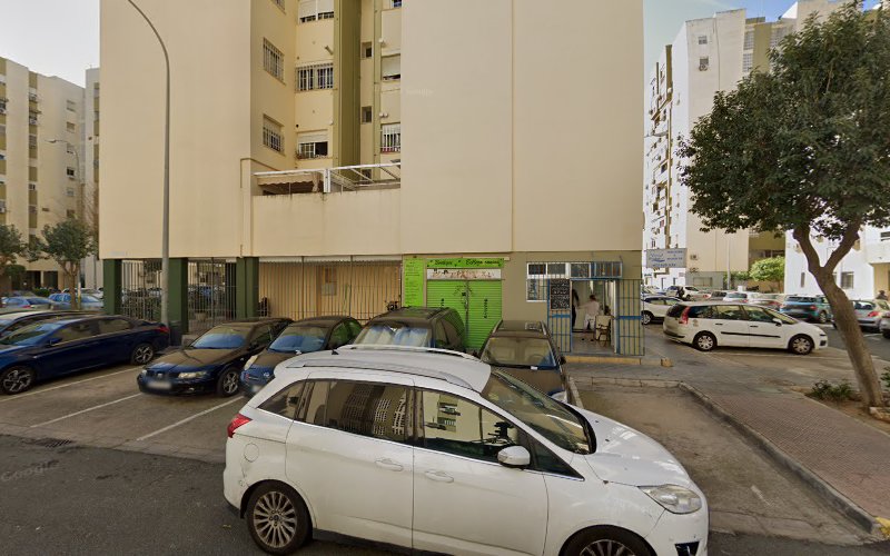 Peluquería Canina Y Felina Boutique Y Belleza Canina en Sevilla